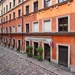 아파트 Tasteful Near The Center In By Renters