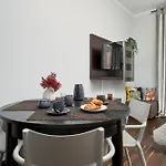 Tasteful Near The Center In By Renters 포즈난