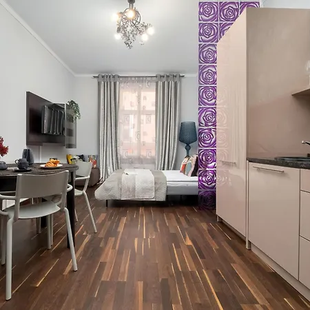 Apartment Tasteful Near The Center In By Renters Poznan