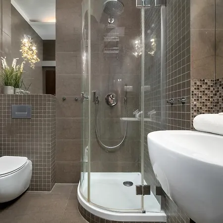 Tasteful Near The Center In By Renters * Poznan