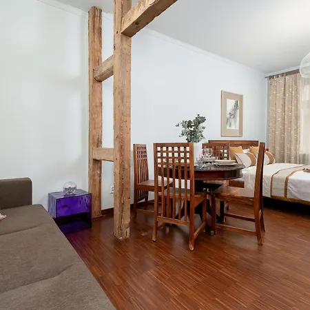 Golebia 3 Appartement *