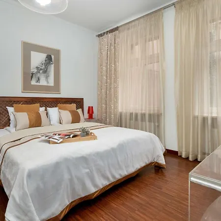 Golebia 3 Apartment