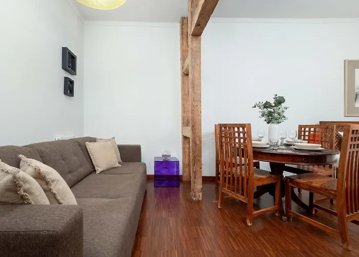 Apartment Tasteful Near The Center In By Renters Poznan