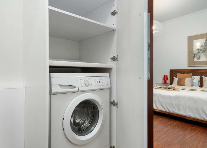 Apartment Tasteful Near The Center In By Renters Poznan